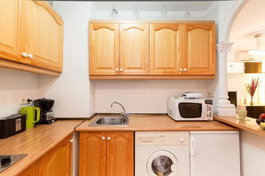 Two Bedroom Apartment Casilari Malaga